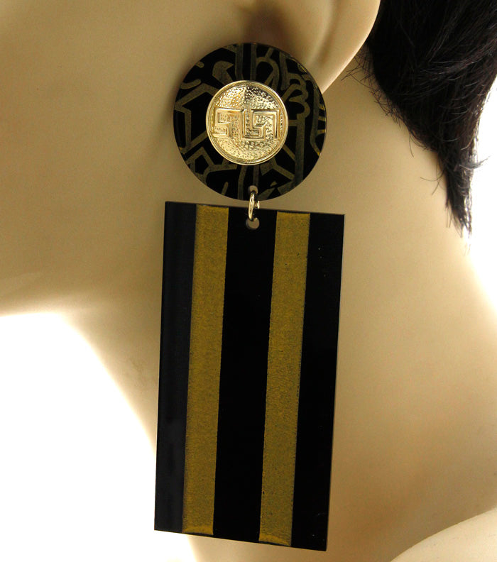 'JADORE' Laser Cut Rectangle Earrings - BLACK/GOLD