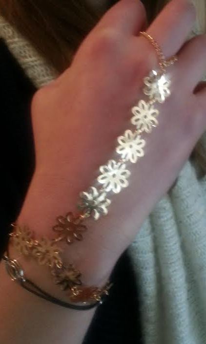 'SASHA' HANDCHAIN AND RING BRACELET