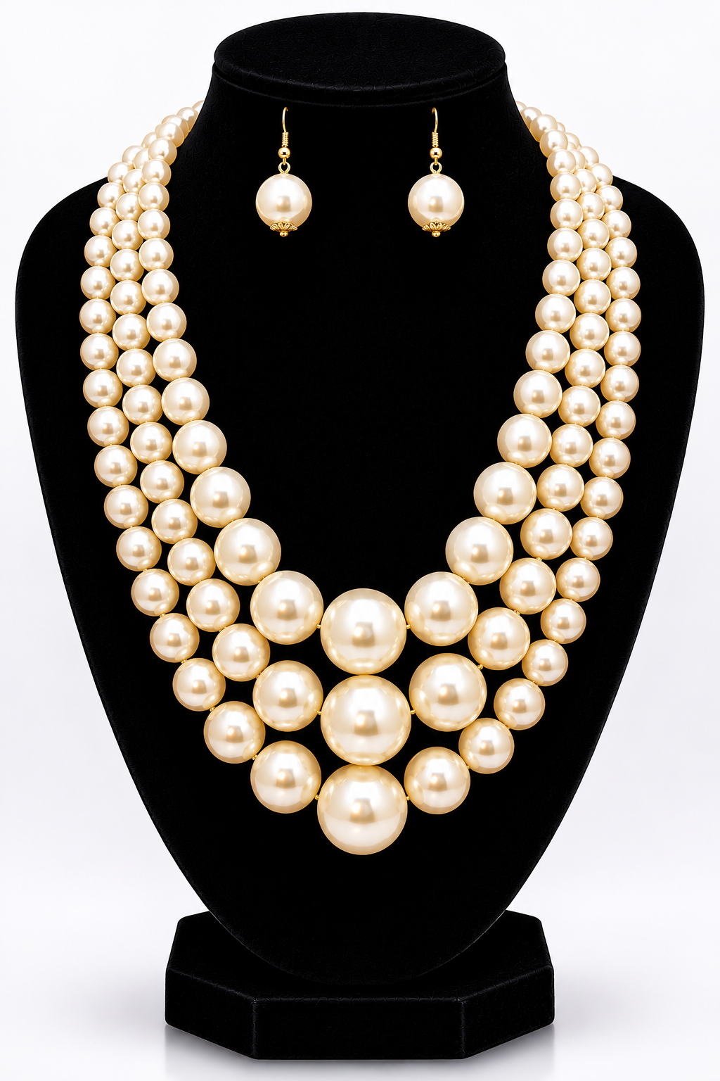 'RIRI'  URBAN GLAM PEAL NECKLACE AND EARRING SET