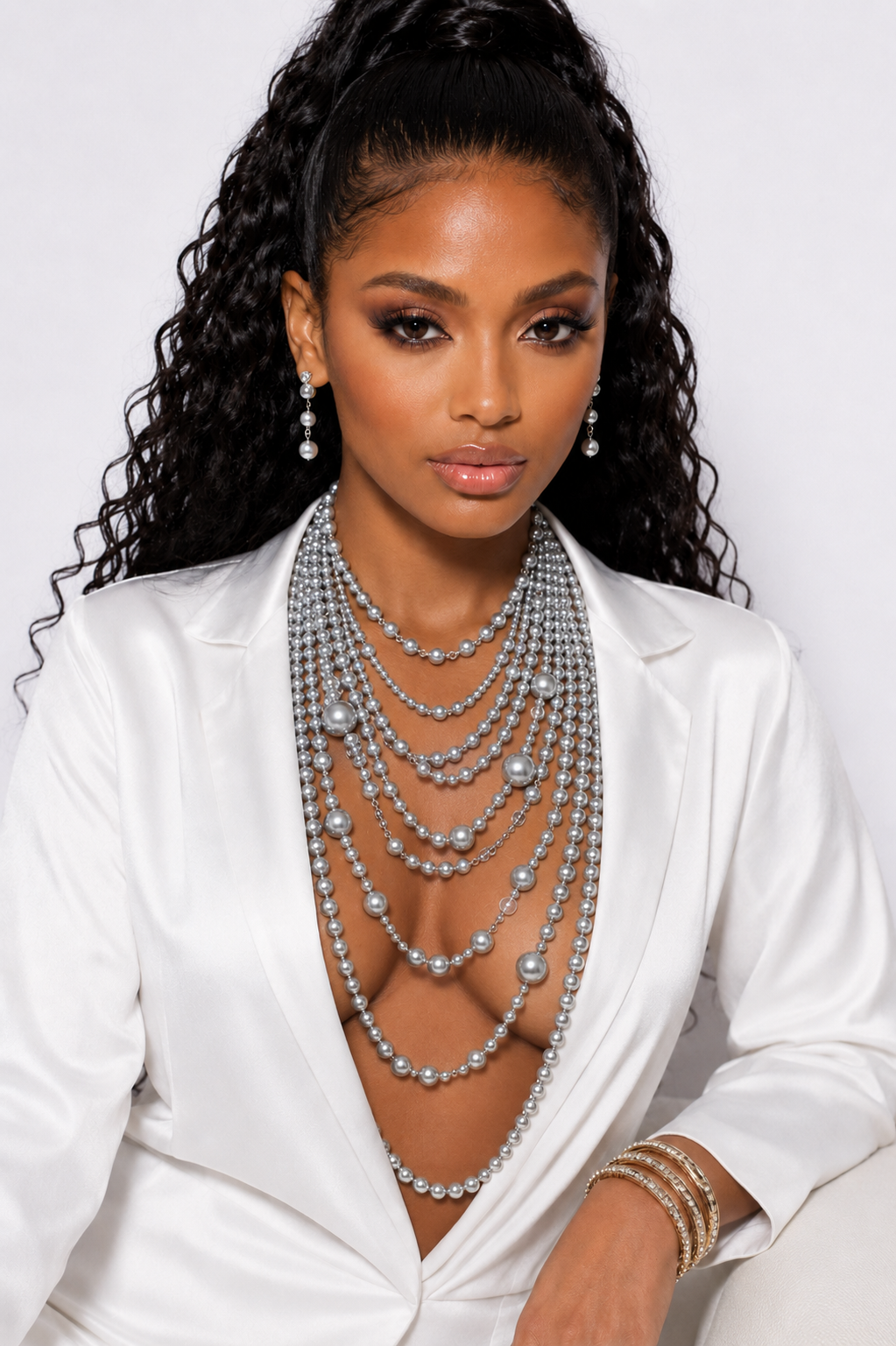 “Rihanna”  Pearl Necklace and Earring Set