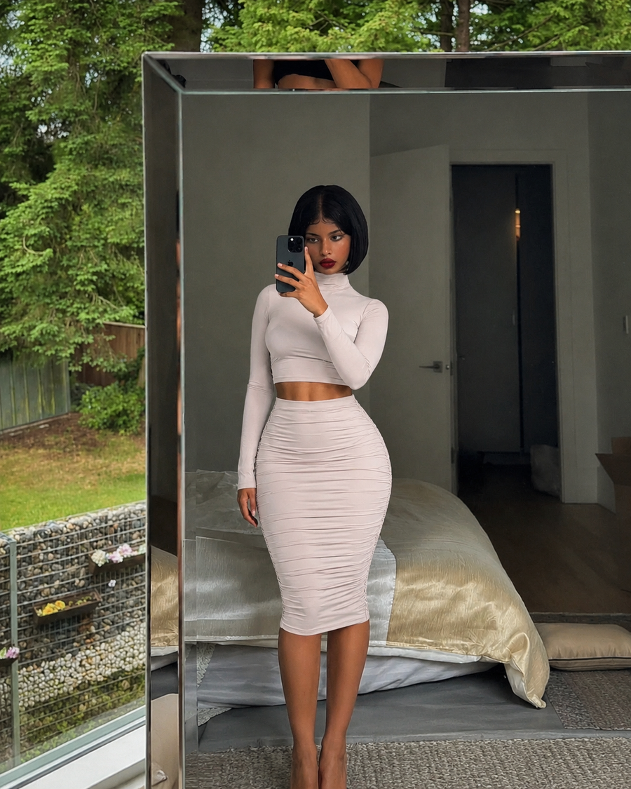 ‘Kim’ Two Piece Long Sleeve Knee Length Set