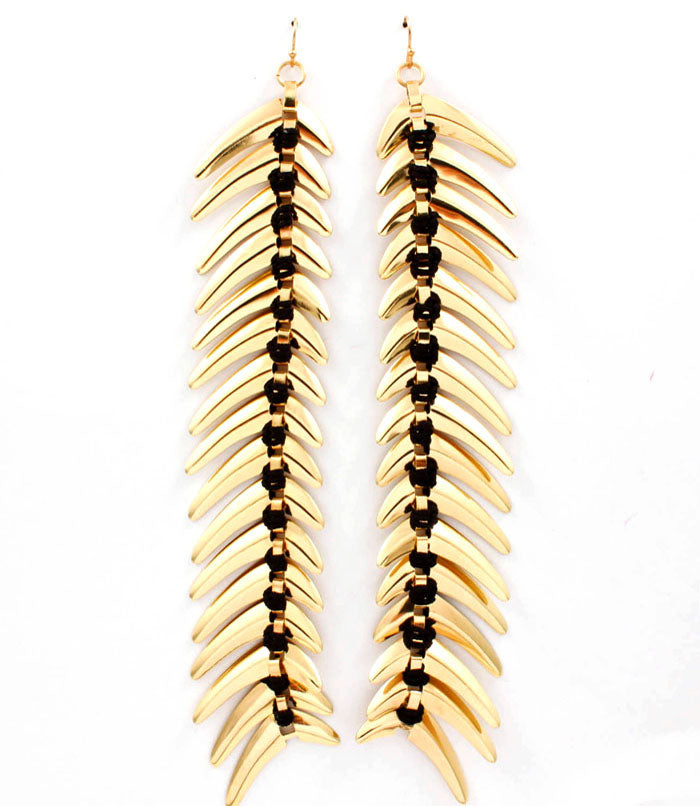 “Amber” Basketball Wives Fish Hook  Earring - Fuschia