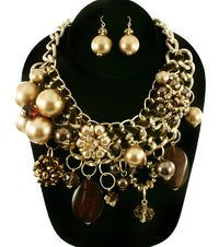 'Zara' Beaded Pearl Necklace and Earring Set