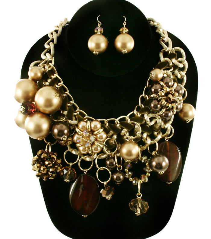 'Zara' Beaded Pearl Necklace and Earring Set
