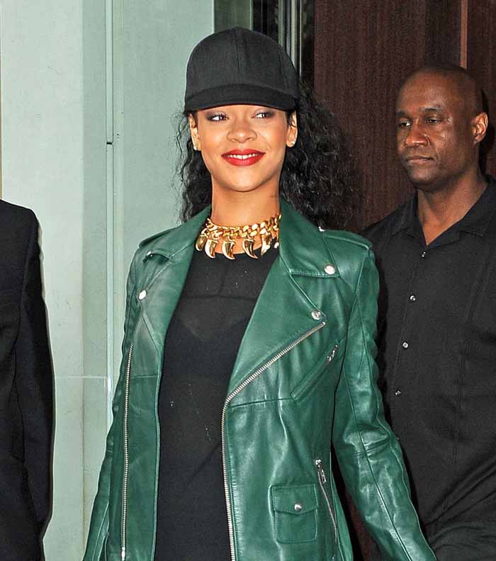 Choker Necklace and Earring Set