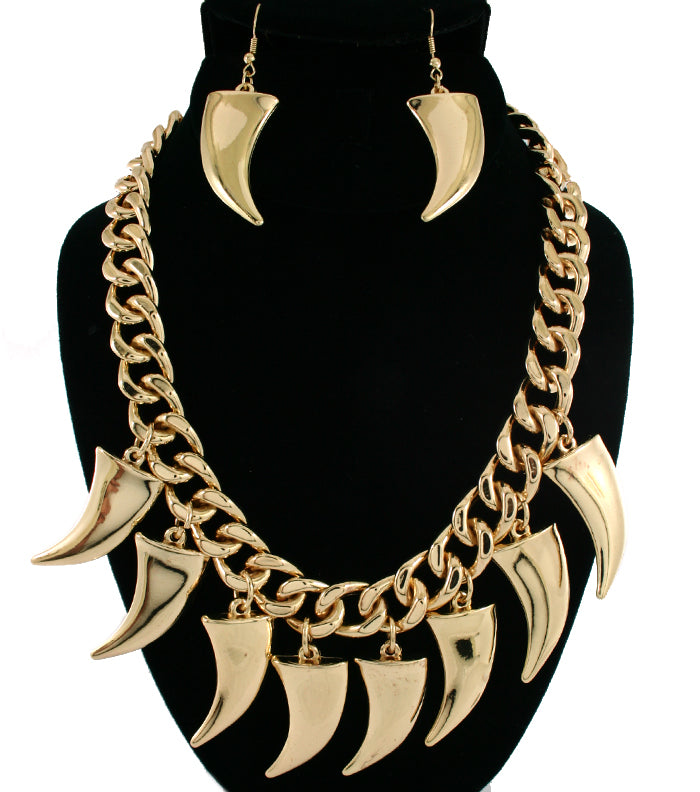 Choker Necklace and Earring Set