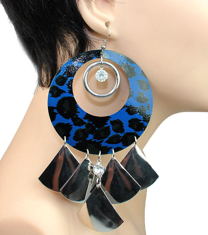 'Basketball Wives' Fish Hook Blue Hängeohrring
