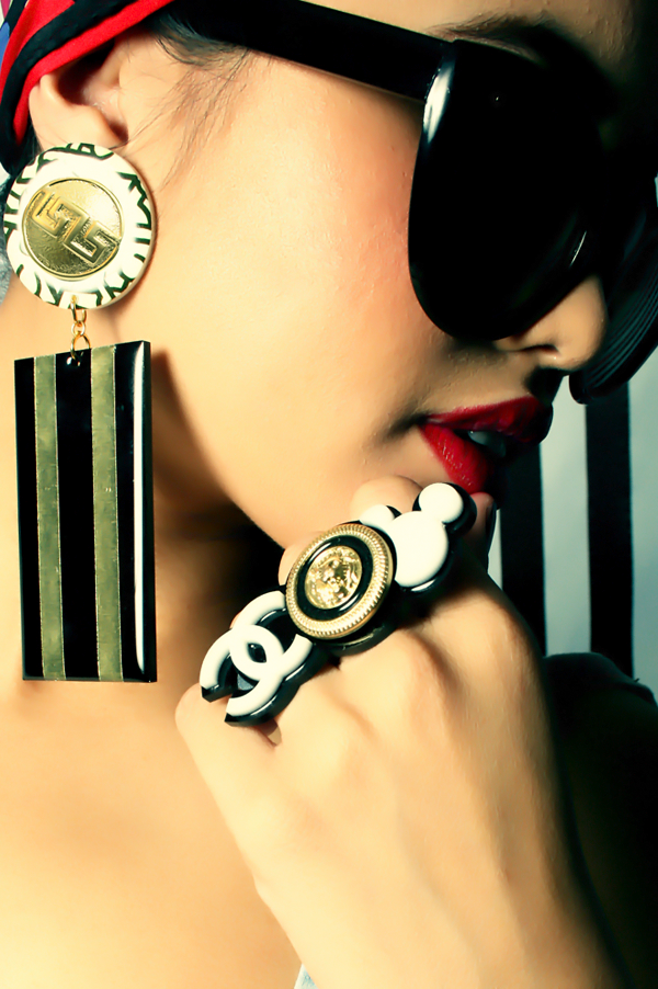 'JADORE'  Laser Cut Rectangle Earrings  - BLACK/GOLD