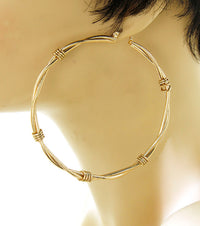 ‘CASSIE’ PIN-CATCH EARRINGS