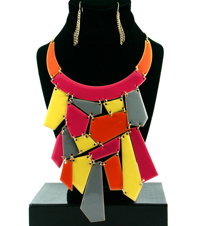 'BEYONCE' TEARDROP NECKLACE AND EARRING SET