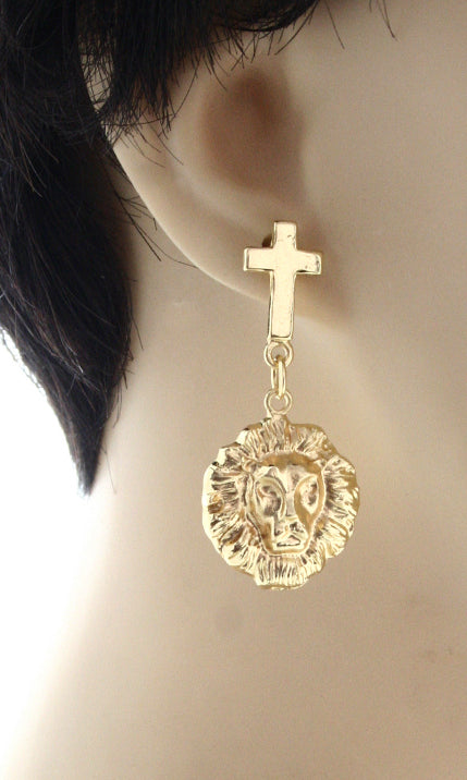 'RiRI'  LionHead Cross Earring