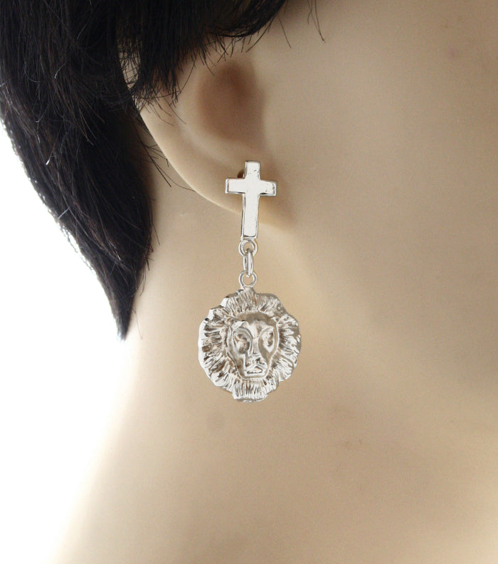 'RiRI'  LionHead Cross Earring