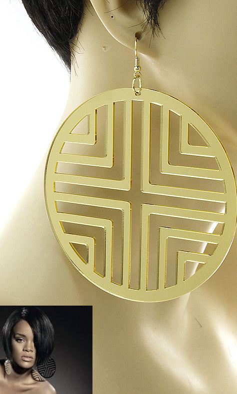 'RIRI' LARGE FISH HOOK EARRING