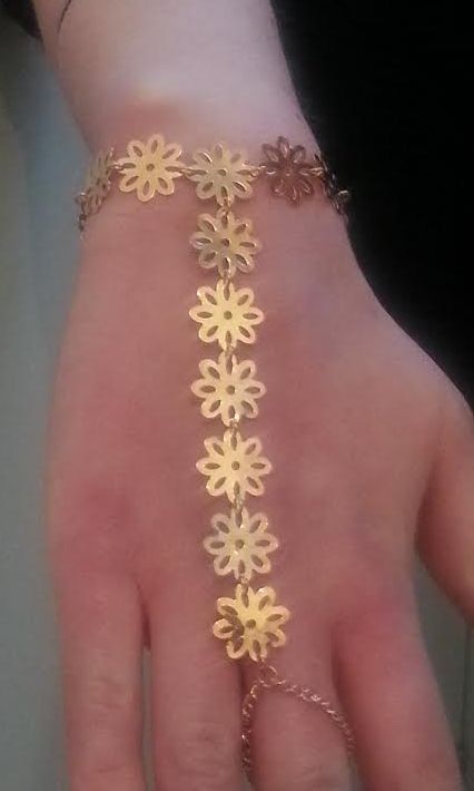 'SASHA'  HANDCHAIN AND RING BRACELET